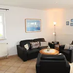 Eschenhaus * Norden